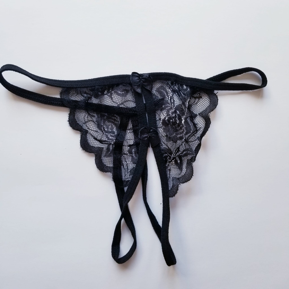 2/$30 NWOT Black Lace Crotchless String G-string Panties Lingerie Underwear